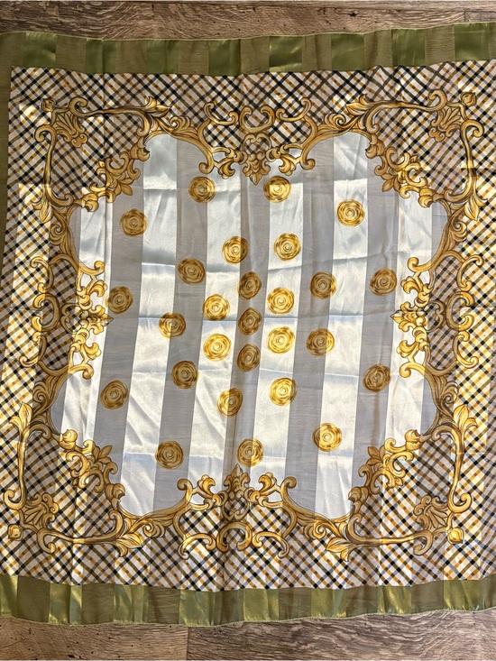 Other - Luxury Gold, Green, & White Square Scarf/Wrap 39x39